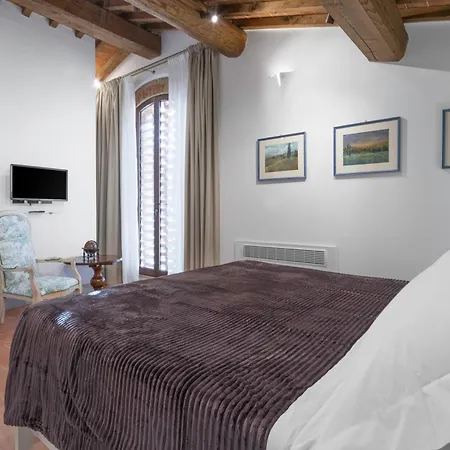 Castel La Capanna *